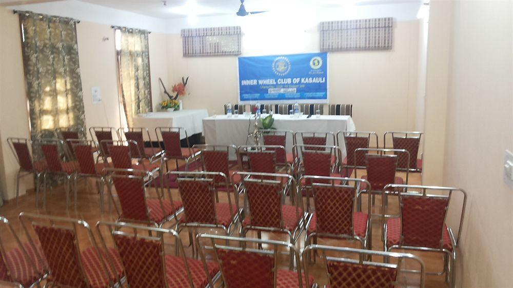 Winnies Holiday Inn Kasauli Exterior photo